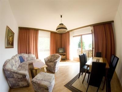 Ferienwohnung Moser Am See Millstatt Rum bild