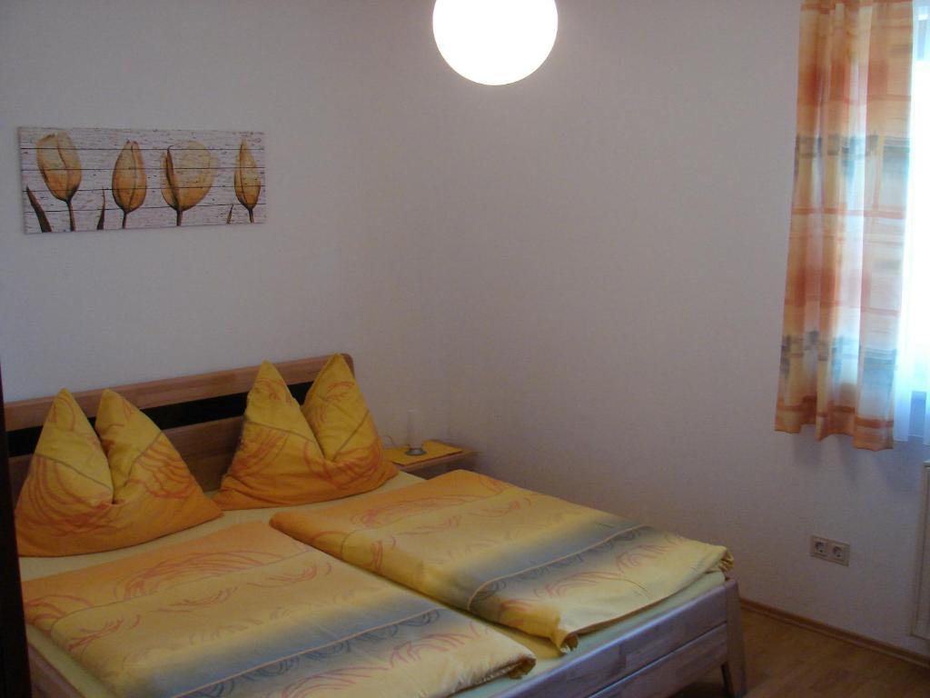 Ferienwohnung Moser Am See Millstatt Rum bild